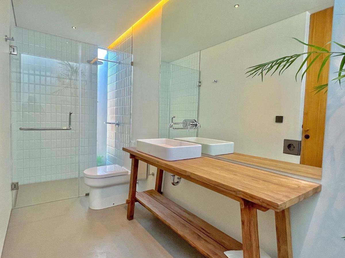 Domisili Villas Canggu Bali By Fays Hospitality Exterior photo